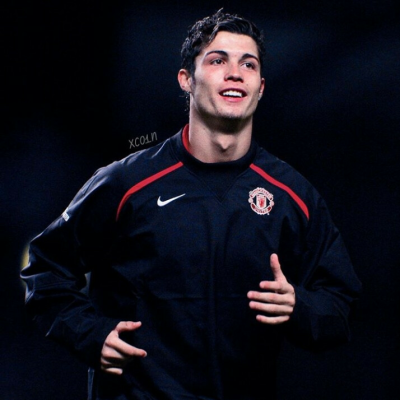 客战塞尔塔戴帽，莱万巴萨生涯第4次上演帽子戏法（莱万客战塞尔塔完成帽子戏法，巴萨生涯第4次戴帽）