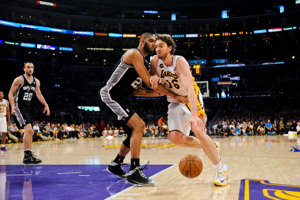 西媒：德尔塞罗担任巴萨本轮VAR裁判，曾多次执裁巴萨惹争议（西媒：德尔塞罗将负责本轮巴萨VAR，曾多次吹罚巴萨引争议）