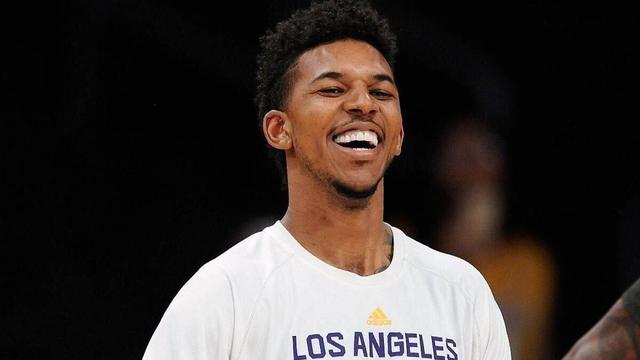 切尔西客战卡拉巴赫：若昂-佩德罗、乔治、吉滕斯首发（切尔西客场对阵卡拉巴赫：若昂-佩德罗、乔治、吉滕斯进入首发阵容）