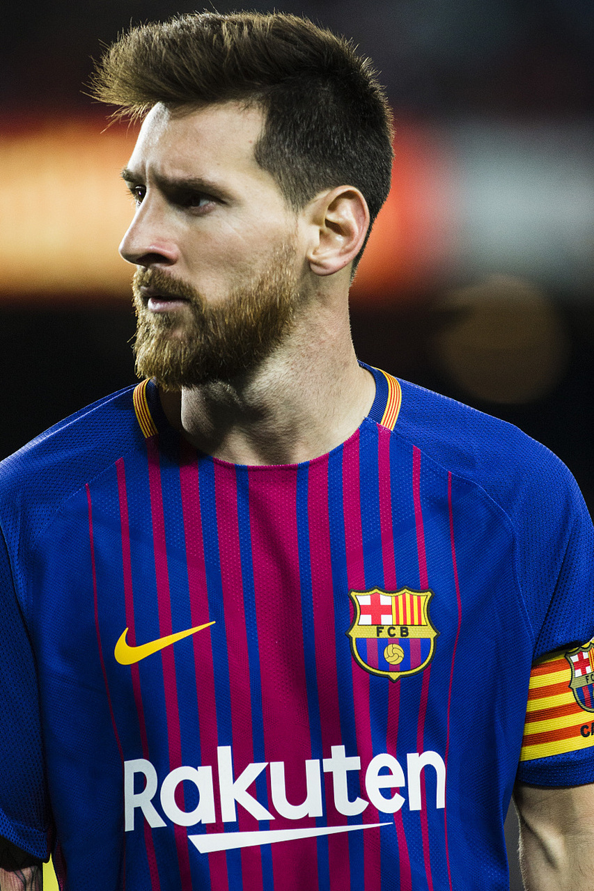 CTA官员称维尼修斯撞佩尼亚是偶然，埃尔切主帅回击（CTA官员称维尼修斯撞倒佩尼亚属意外，埃尔切主帅强硬反驳）