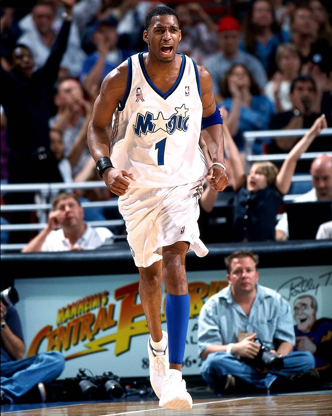 韦德：库里的影响力不仅在比赛上，还有文化和球鞋这些领域（韦德称库里影响力已超越赛场，延伸至文化与球鞋领域）