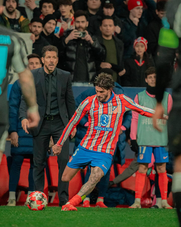 快船全场28次失误，雷霆利用失误得分38分，快船输21分（快船全场送出28次失误，雷霆借机拿下38分，快船以21分之差告负）