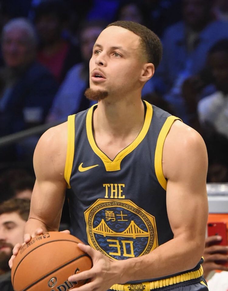 NBA常规赛焦点战精彩瞬间（NBA常规赛重磅对决高光瞬间）