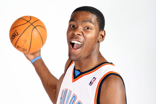 曼城4-0利物浦瓜帅再次统治德比（曼城4-0完胜利物浦 瓜迪奥拉再显德比统治力）